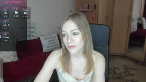 sirenasilk online show from May 5, 8:33 am