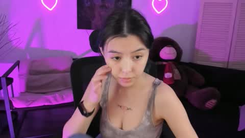 Snapshot of sirenmystique chatting on February 15, 7:32 pm Si online show from February 15, 7:32 pm