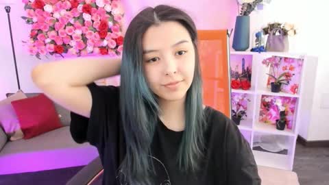 Snapshot of sirenmystique chatting on March 2, 8:10 am Si online show from March 2, 8:10 am