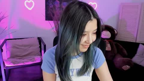 Snapshot of sirenmystique chatting on March 17, 7:17 pm Si online show from March 17, 7:17 pm