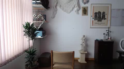 Snapshot of siriss_boyrag chatting on October 18, 2:18 pm siriss_boyrag online show from October 18, 2:18 pm