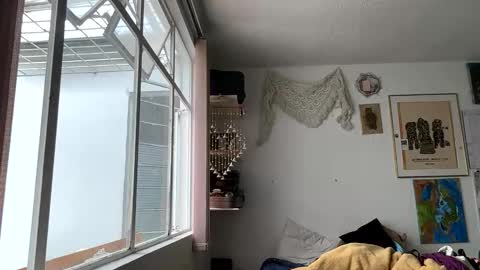 siriss_boyrag online show from May 19, 4:57 pm