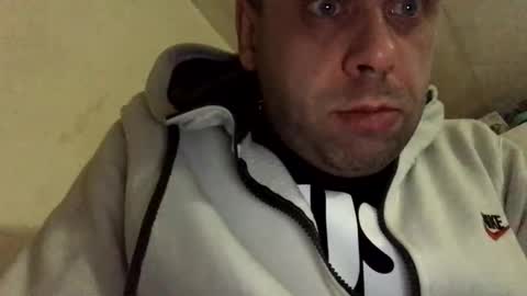 Snapshot of sirmlody18 chatting on February 15, 5:26 am sirmlody18 online show from February 15, 5:26 am