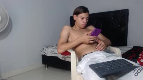 SIR RYANT online show from December 3, 2:30 am