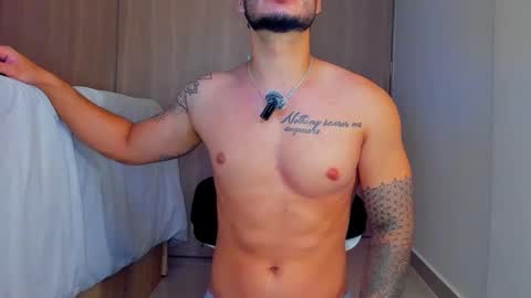 Call me papi online show from May 9, 5:34 am