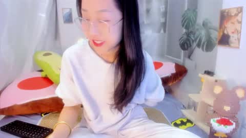 julila online show from November 25, 2:44 am