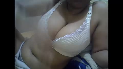 Snapshot of sisibrown97 chatting on February 26, 3:33 pm brown online show from February 26, 3:33 pm