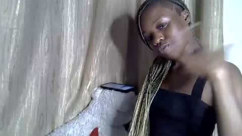 shannie online show from November 28, 12:13 am