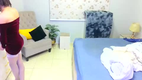 Snapshot of sissy_medlest chatting on February 23, 7:17 am D i f a Ana Arbeh shemale online show from February 23, 7:17 am