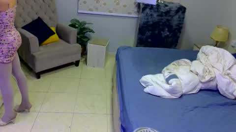 Snapshot of sissy_medlest chatting on February 26, 3:49 am D i f a Ana Arbeh shemale online show from February 26, 3:49 am