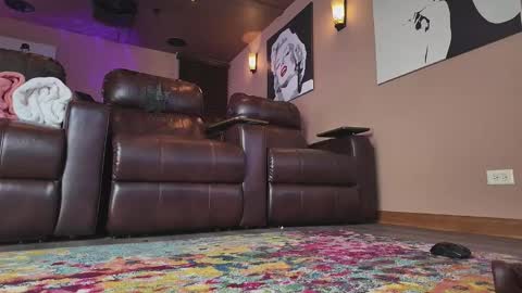 Snapshot of sissycdnatasha chatting on October 16, 5:52 am sissycdnatasha online show from October 16, 5:52 am