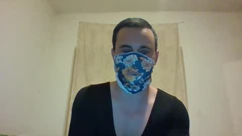 Snapshot of sissyfembboy chatting on April 5, 1:25 am Sissy online show from April 5, 1:25 am