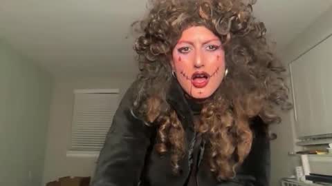 sissyviki online show from January 7, 6:16 am