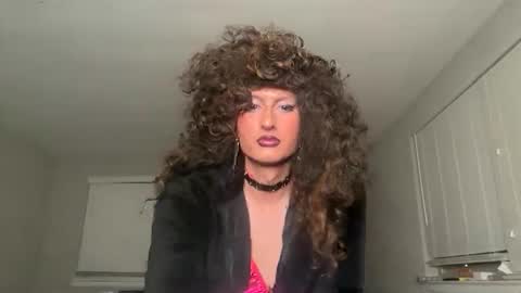 sissyviki online show from February 1, 3:05 am