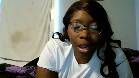 Sista souljagirl online show from December 10, 5:50 am