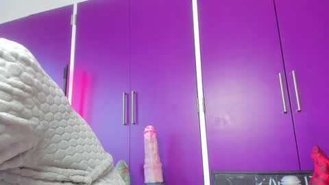 Snapshot of siswet19 chatting on March 5, 2:12 pm Elise online show from March 5, 2:12 pm