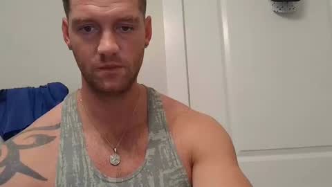 Snapshot of situation137 chatting on February 6, 2:27 am situation137 online show from February 6, 2:27 am