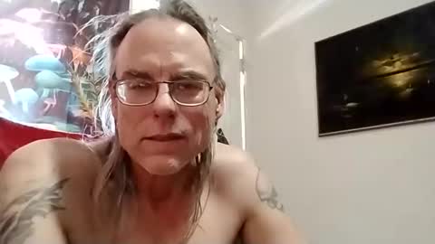 Snapshot of six_will_do chatting on March 8, 8:23 pm Jimmy B online show from March 8, 8:23 pm