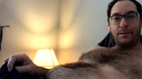 Snapshot of sixfootseven chatting on December 6, 8:29 pm sixfootseven online show from December 6, 8:29 pm