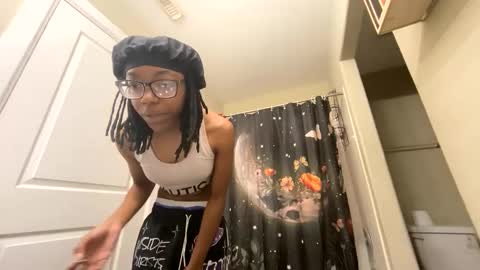 Snapshot of siyafterdark chatting on September 15, 3:12 pm SiyAfterDark online show from September 15, 3:12 pm