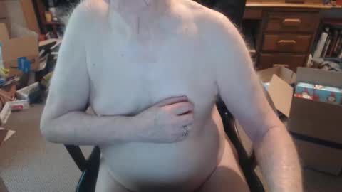 sjbottomboi online show from December 3, 3:43 pm