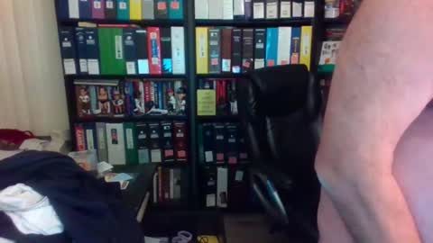 Snapshot of skagle1970 chatting on February 14, 3:22 am Stanitized online show from February 14, 3:22 am