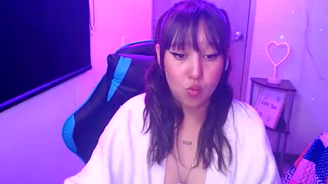 Alice online show from May 7, 10:04 pm