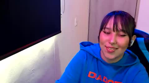 Alice online show from May 19, 6:36 pm