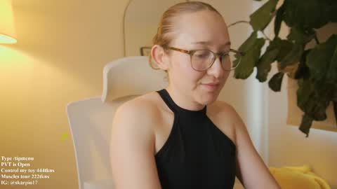 Im Scarlett  ONLINE  5pm-10pm NYC time  online show from May 17, 8:38 pm