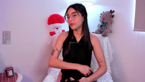 Skeete   CHRISTMAS SHOW THIS DECEMBER 24    CHECK OUT MY AMAZON LIST AND MAKE ME HAPPY  online show from December 16, 2:11 pm