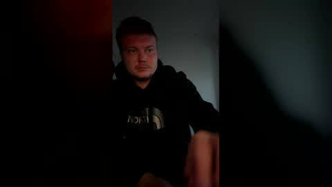 skeldingxxx online show from May 18, 7:52 pm