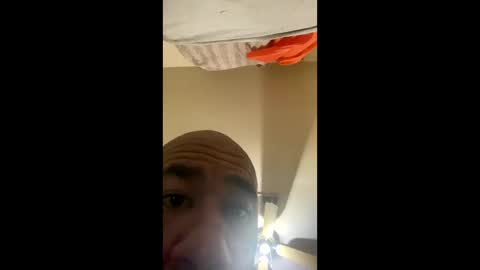 NikeFeet online show from February 6, 12:41 pm