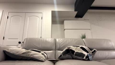 Snapshot of skimaskfuckerz chatting on November 13, 10:41 pm skimaskfuckerz online show from November 13, 10:41 pm