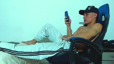 skinny marked online show from November 18, 7:51 pm