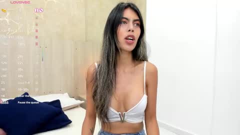 Noa online show from September 20, 11:33 am