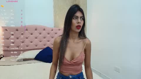 Noa online show from December 16, 11:26 am