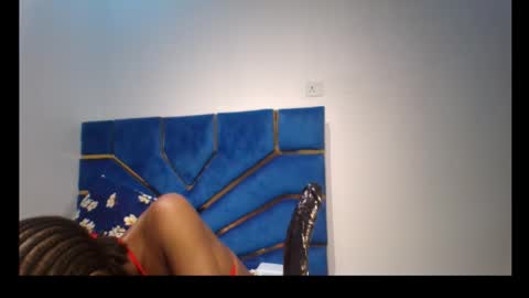 skinnyasssexyboobs online show from December 2, 8:04 pm