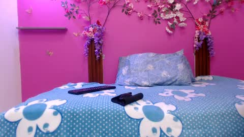 barbi online show from April 28, 1:04 am