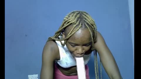 Linda independent model online show from March 30, 6:31 pm