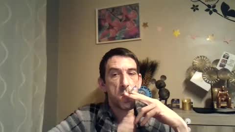 SkinnyBigCock2 online show from January 28, 4:18 am