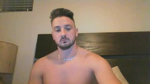Snapshot of skinnyguylongdick1 chatting on January 15, 1:34 am skinnyguylongdick1 online show from January 15, 1:34 am