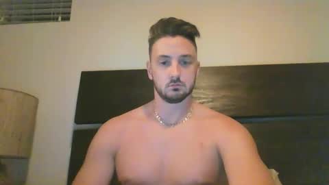 Snapshot of skinnyguylongdick1 chatting on January 19, 4:22 am skinnyguylongdick1 online show from January 19, 4:22 am