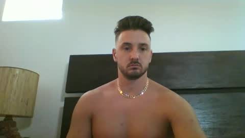 Snapshot of skinnyguylongdick1 chatting on February 8, 9:36 pm skinnyguylongdick1 online show from February 8, 9:36 pm