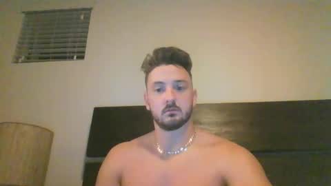 Snapshot of skinnyguylongdick1 chatting on February 15, 4:47 am skinnyguylongdick1 online show from February 15, 4:47 am