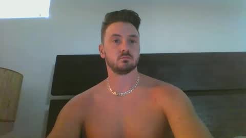 Snapshot of skinnyguylongdick1 chatting on February 21, 12:49 am skinnyguylongdick1 online show from February 21, 12:49 am