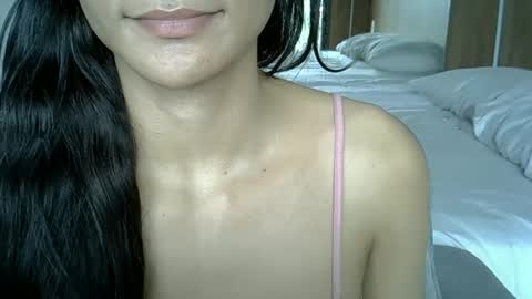 skinnykittencam online show from September 26, 1:15 pm