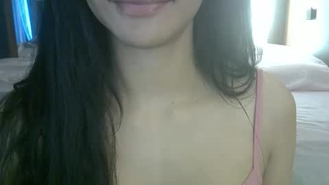 skinnykittencam online show from May 15, 2:24 pm