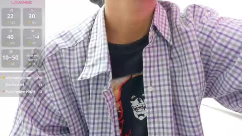 Snapshot of skinnyneighbour_ chatting on February 19, 3:13 am Karla online show from February 19, 3:13 am