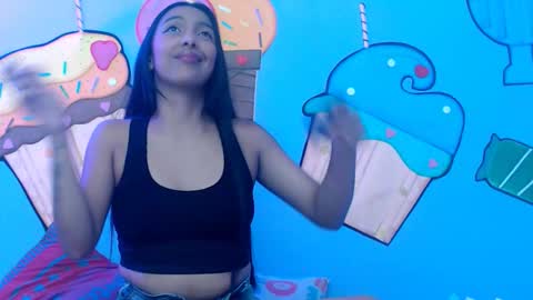 Snapshot of skinnysexzara18 chatting on February 7, 1:42 am zarfa online show from February 7, 1:42 am