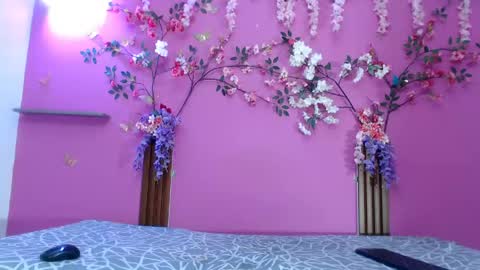 sofia online show from May 10, 1:11 am